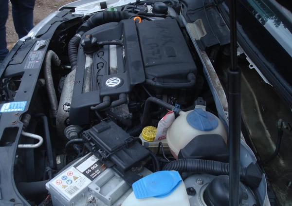 Volkswagen Polo cena 5000 przebieg: 188000, rok produkcji 2001 z Wałbrzych małe 172